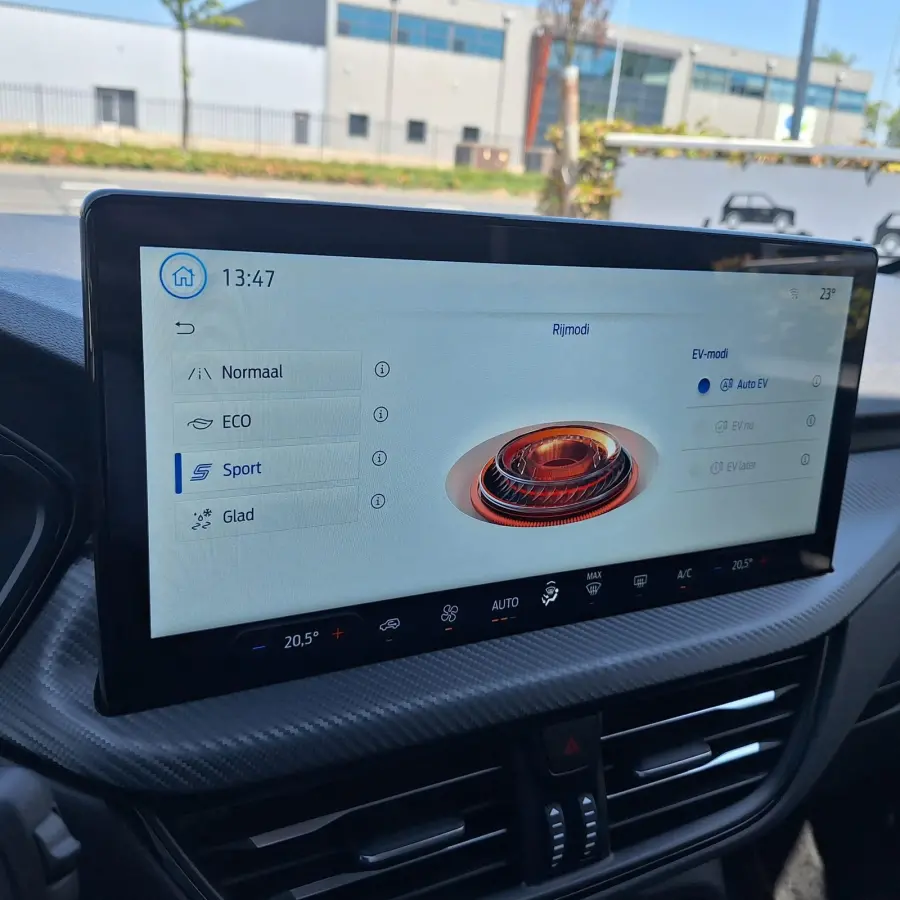 2.5 PHEV ST-Line Nieuw Model! | Draadloos Laden | Cruise Control | Achteruitrijcamera | Camera | Climate Control | Draadloze Carplay/Android Auto |