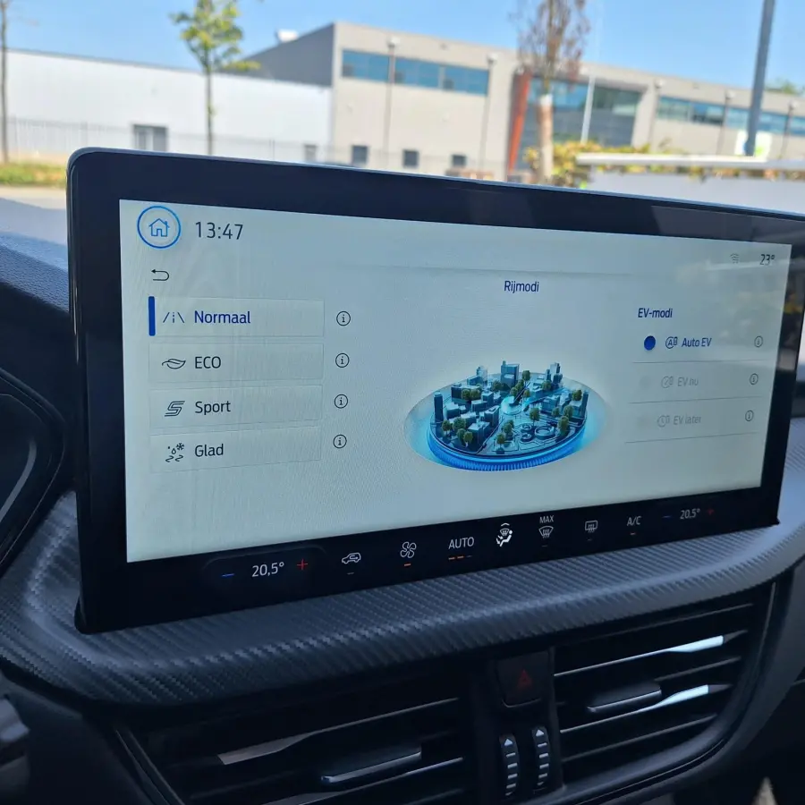 2.5 PHEV ST-Line Nieuw Model! | Draadloos Laden | Cruise Control | Achteruitrijcamera | Camera | Climate Control | Draadloze Carplay/Android Auto |