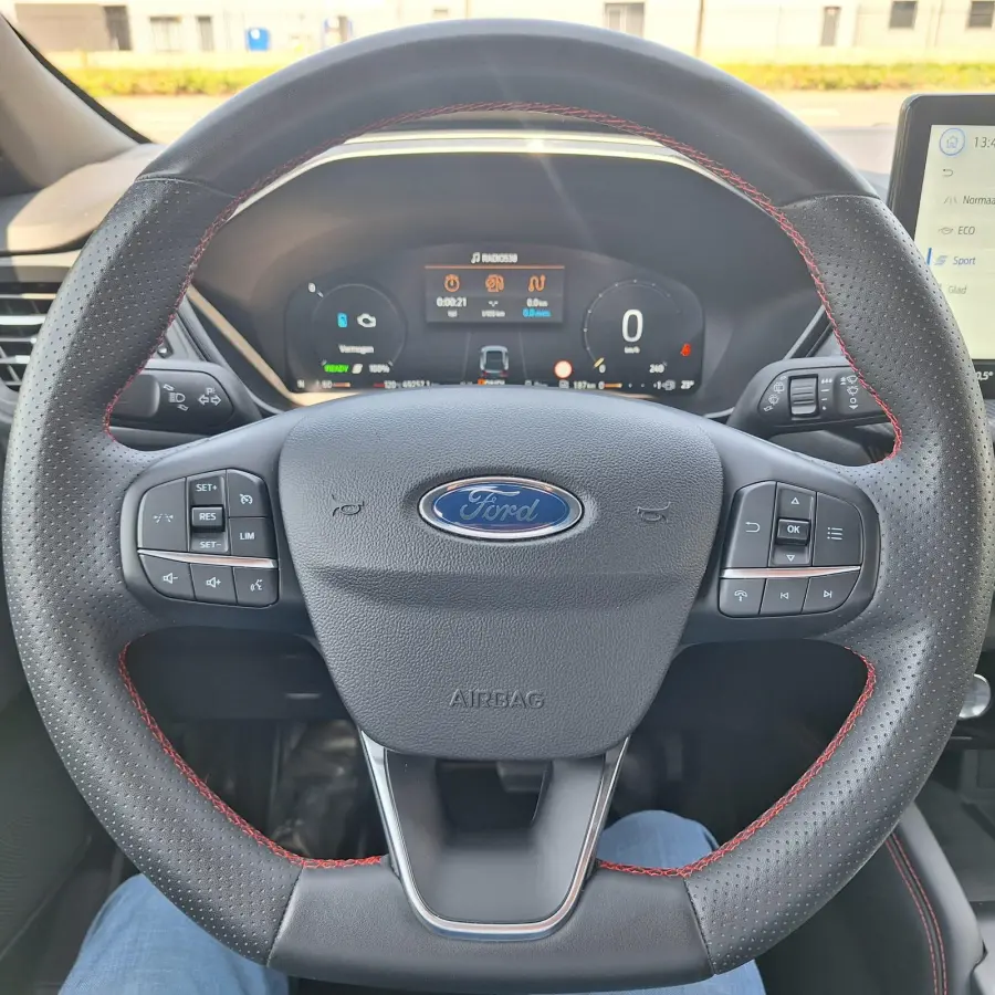 2.5 PHEV ST-Line Nieuw Model! | Draadloos Laden | Cruise Control | Achteruitrijcamera | Camera | Climate Control | Draadloze Carplay/Android Auto |