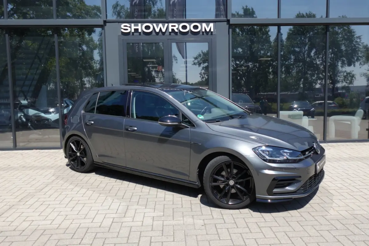 1.6 TDI Highline R-Line PANO ACC CAMERA VOL