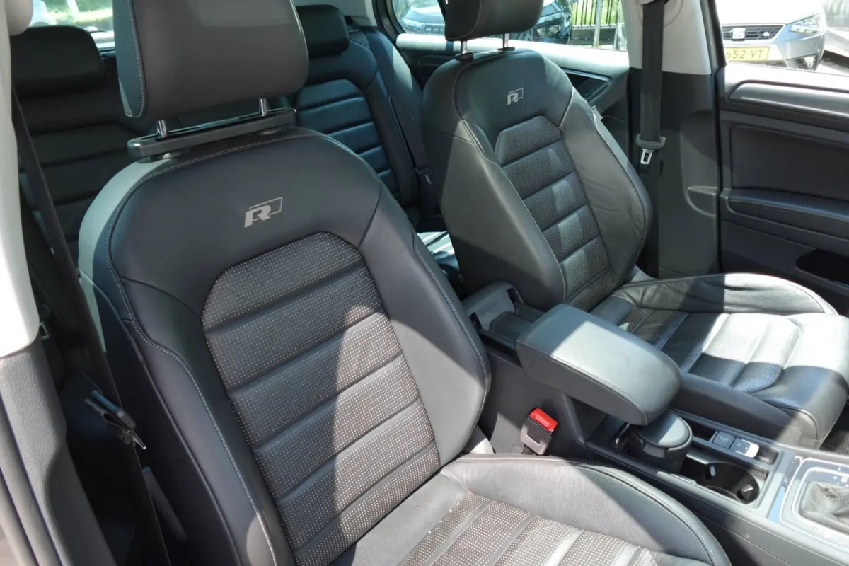 1.6 TDI Highline R-Line PANO ACC CAMERA VOL
