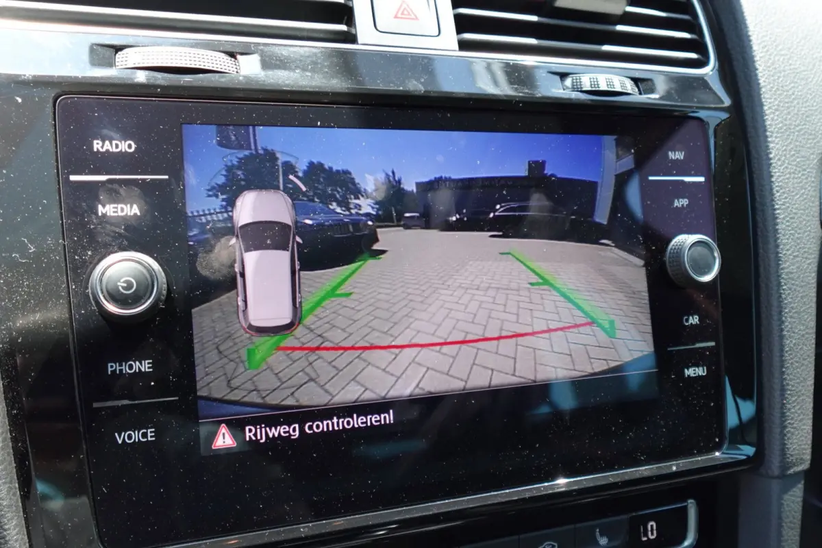 1.6 TDI Highline R-Line PANO ACC CAMERA VOL