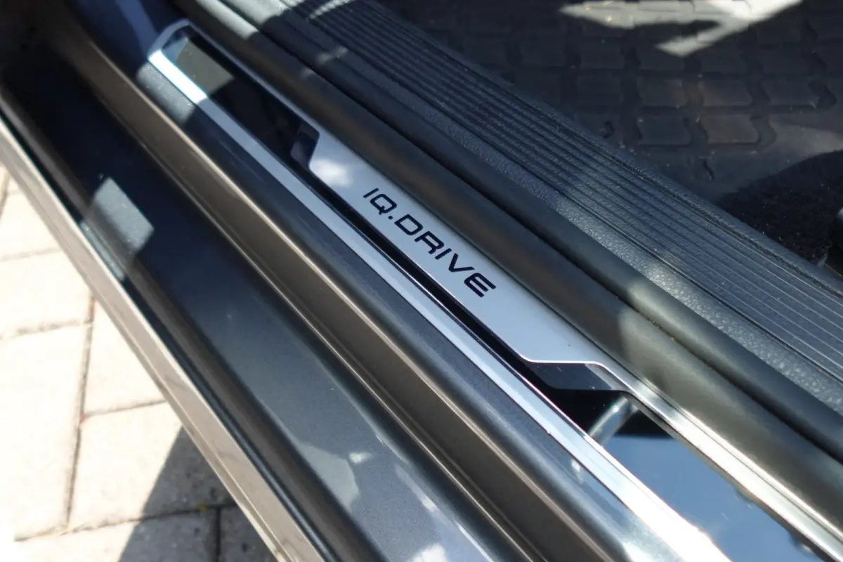 1.6 TDI Highline R-Line PANO ACC CAMERA VOL