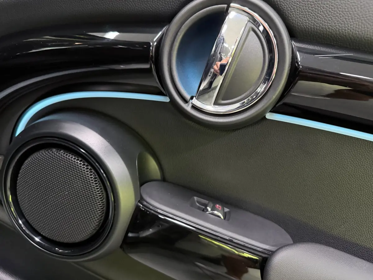 1.5 Cooper Camden BLACK-EDITION 136PK NAVI/CARPLAY/LED/DAB/ECC/PDC/CRUISE///