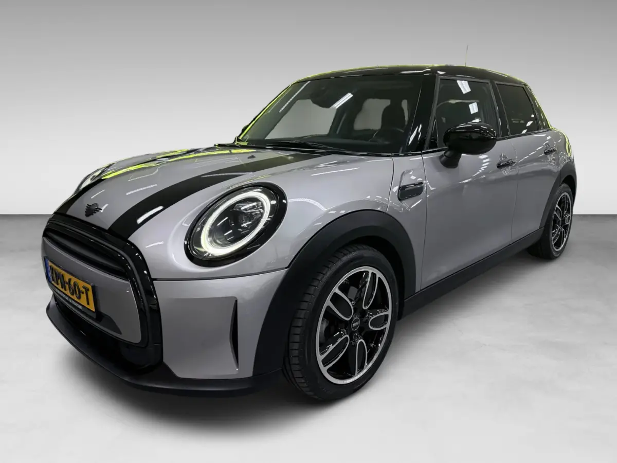 1.5 Cooper Camden BLACK-EDITION 136PK NAVI/CARPLAY/LED/DAB/ECC/PDC/CRUISE///