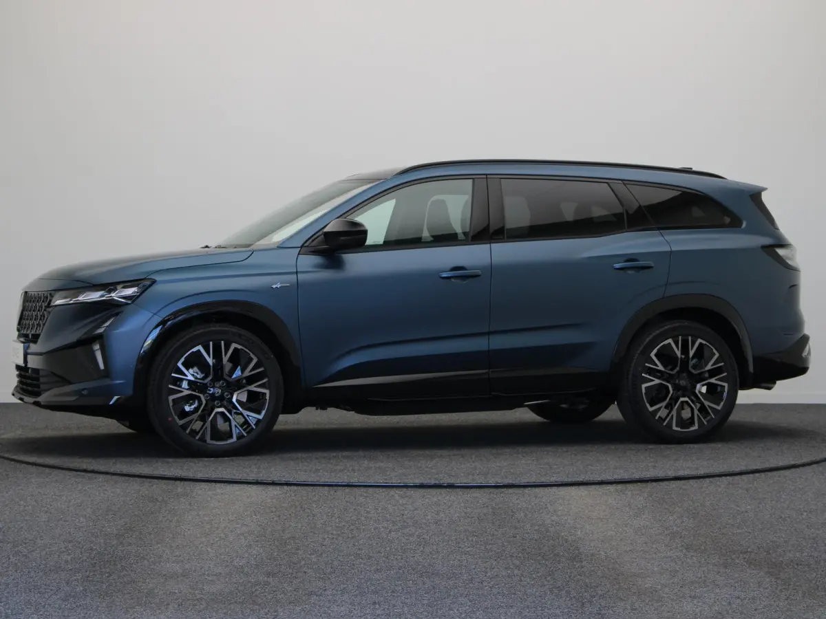 E-Tech full hybrid 200pk esprit Alpine 5p. | Vijf jaar garantie | 4Control | Elek. bedienbare achterklep | Gelamineerde zijramen |
