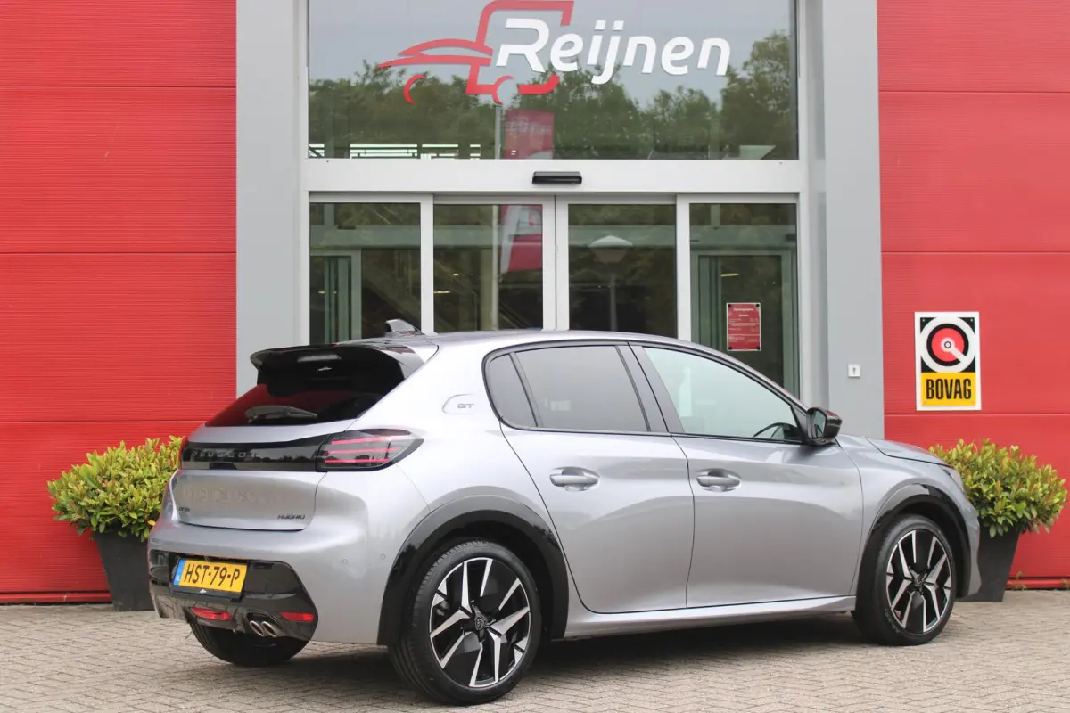 1.2 Hybrid 145PK AUTOMAAT GT | CAMERA VOOR + ACHTER | NAVIGATIE | DRAADLOZE APPLE CARPLAY/ANDROID AUTO | FULL LED KOPLAMPEN | LICHTMETALEN VELGEN 17" | DODEHOEK DETECTIE | DRAADLOZE TELEFOON