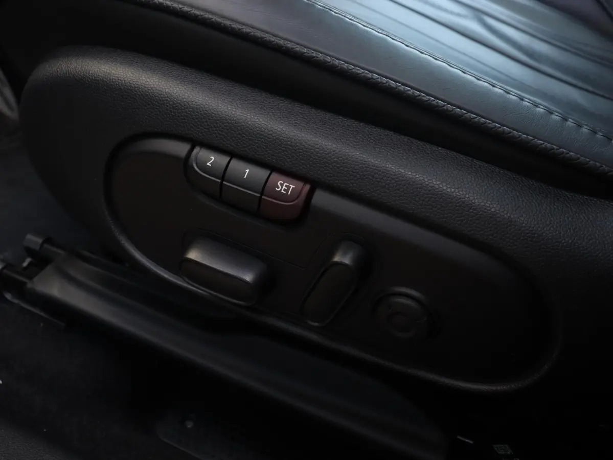 Cooper S | Rockingham GT Edition | John Cooper Works | Panodak | Harman Kardon | Head-Up | Elektr. Stoelen | Comfort Access | Apple Carplay | 19'' LMV