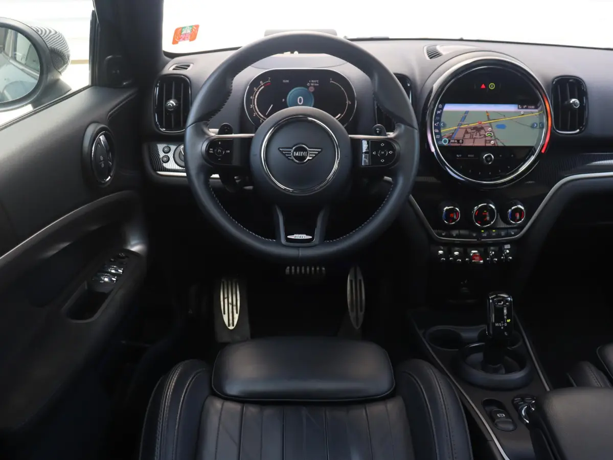 Cooper S | Rockingham GT Edition | John Cooper Works | Panodak | Harman Kardon | Head-Up | Elektr. Stoelen | Comfort Access | Apple Carplay | 19'' LMV