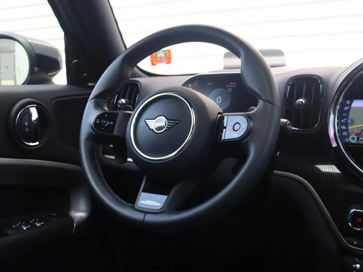 Cooper S | Rockingham GT Edition | John Cooper Works | Panodak | Harman Kardon | Head-Up | Elektr. Stoelen | Comfort Access | Apple Carplay | 19'' LMV
