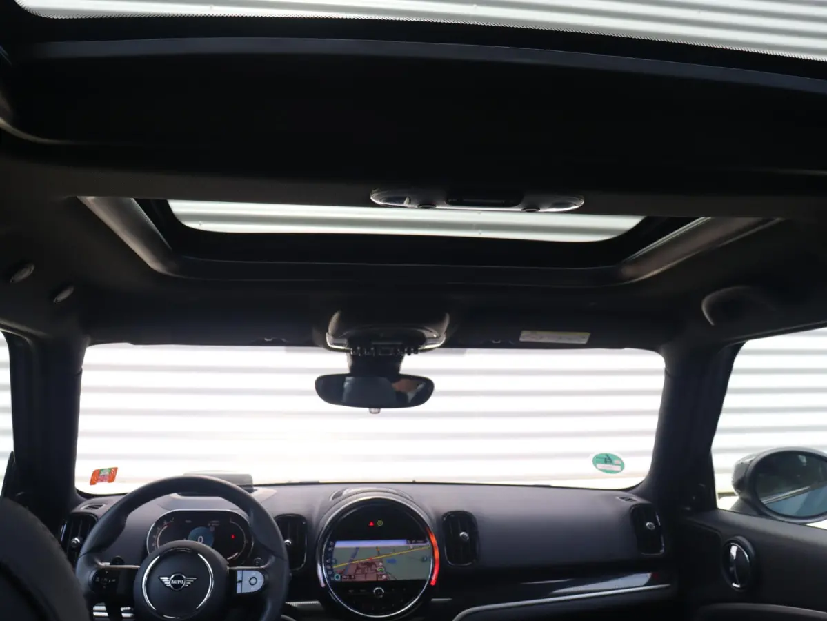 Cooper S | Rockingham GT Edition | John Cooper Works | Panodak | Harman Kardon | Head-Up | Elektr. Stoelen | Comfort Access | Apple Carplay | 19'' LMV