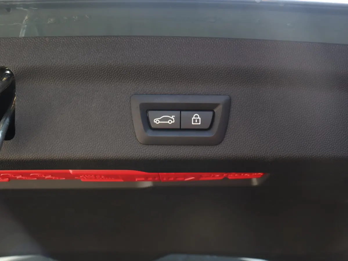Cooper S | Rockingham GT Edition | John Cooper Works | Panodak | Harman Kardon | Head-Up | Elektr. Stoelen | Comfort Access | Apple Carplay | 19'' LMV