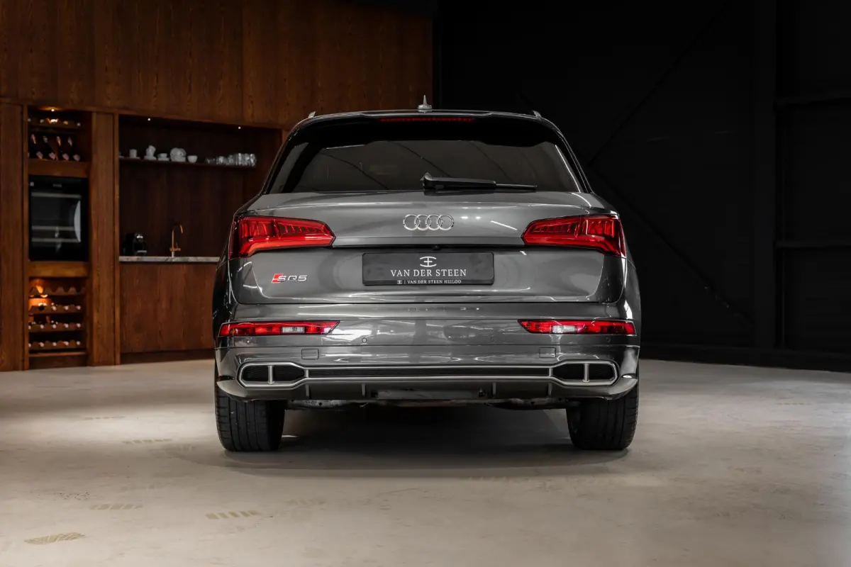 SQ5 3.0 TFSI quattro Pro Line Plus Carbon | B&O | Memoryseats l Luchtvering