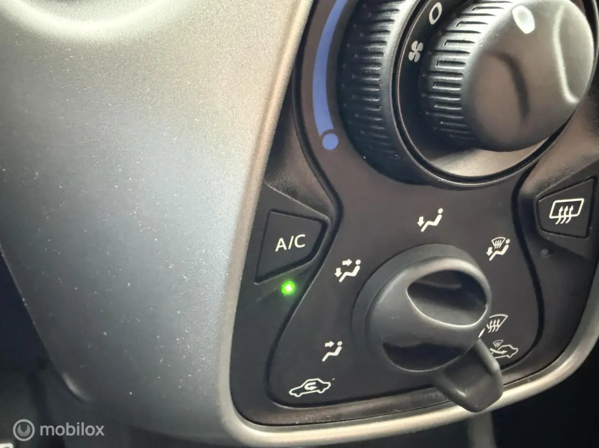 1.0 e-VTi Active TOP!| Airco | Bluetooth