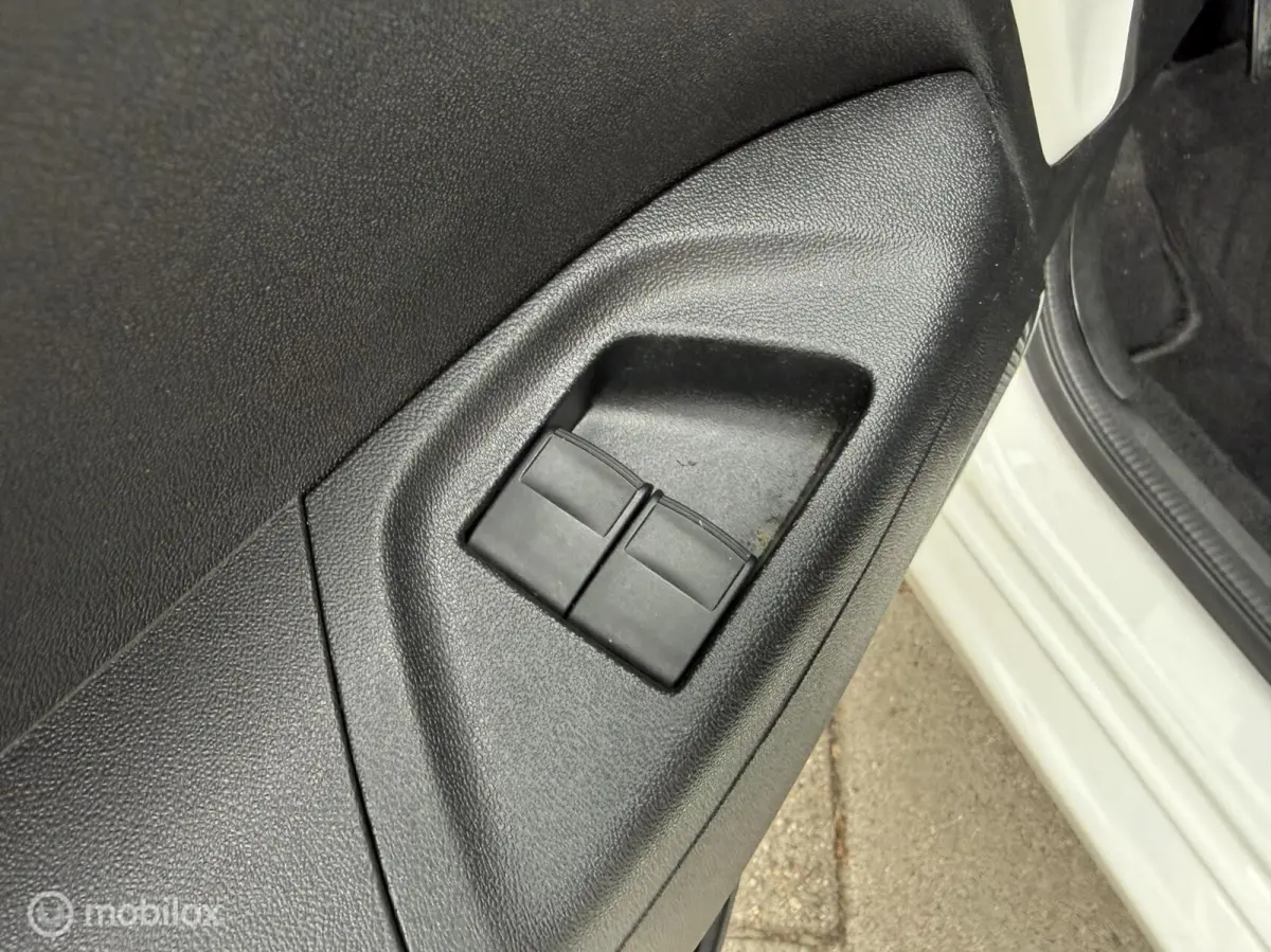 1.0 e-VTi Active TOP!| Airco | Bluetooth