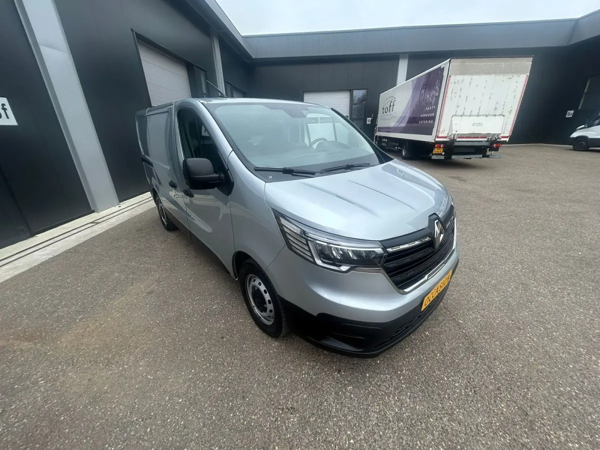 2.0 dCi luxe autom 150 pk 2 x schuifdeur