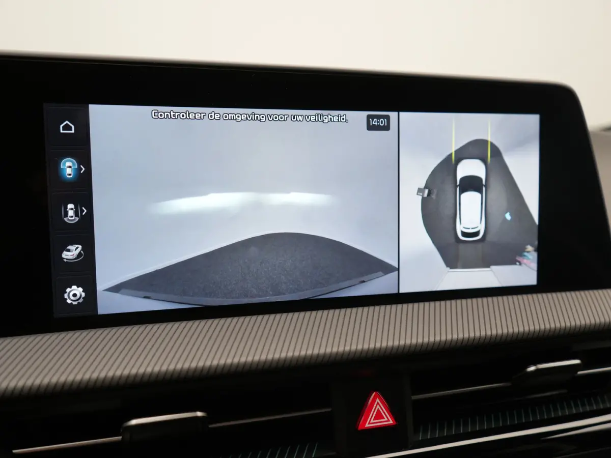 GT-Line AWD 77.4 kWh 325pk Dealer O.H. | Adaptive Cruise | Head Up | 360 Camera | Alcantara Sportstoelen Ventilatie & Memory | Meridian Audio | Keyless | Blis | Apple Carplay | Stoelen & Stu