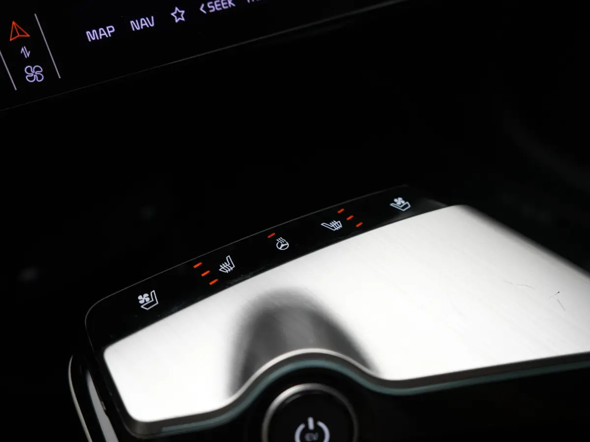 GT-Line AWD 77.4 kWh 325pk Dealer O.H. | Adaptive Cruise | Head Up | 360 Camera | Alcantara Sportstoelen Ventilatie & Memory | Meridian Audio | Keyless | Blis | Apple Carplay | Stoelen & Stu