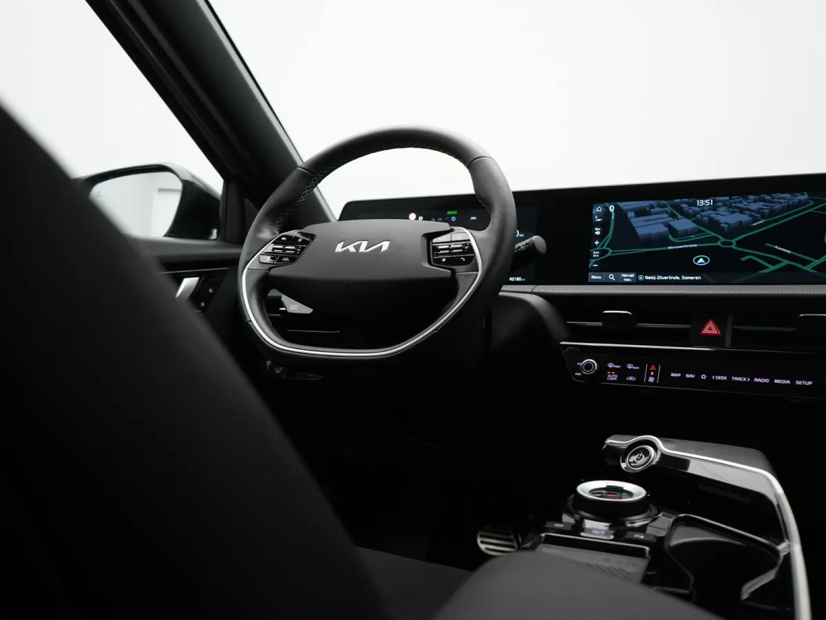 GT-Line AWD 77.4 kWh 325pk Dealer O.H. | Adaptive Cruise | Head Up | 360 Camera | Alcantara Sportstoelen Ventilatie & Memory | Meridian Audio | Keyless | Blis | Apple Carplay | Stoelen & Stu