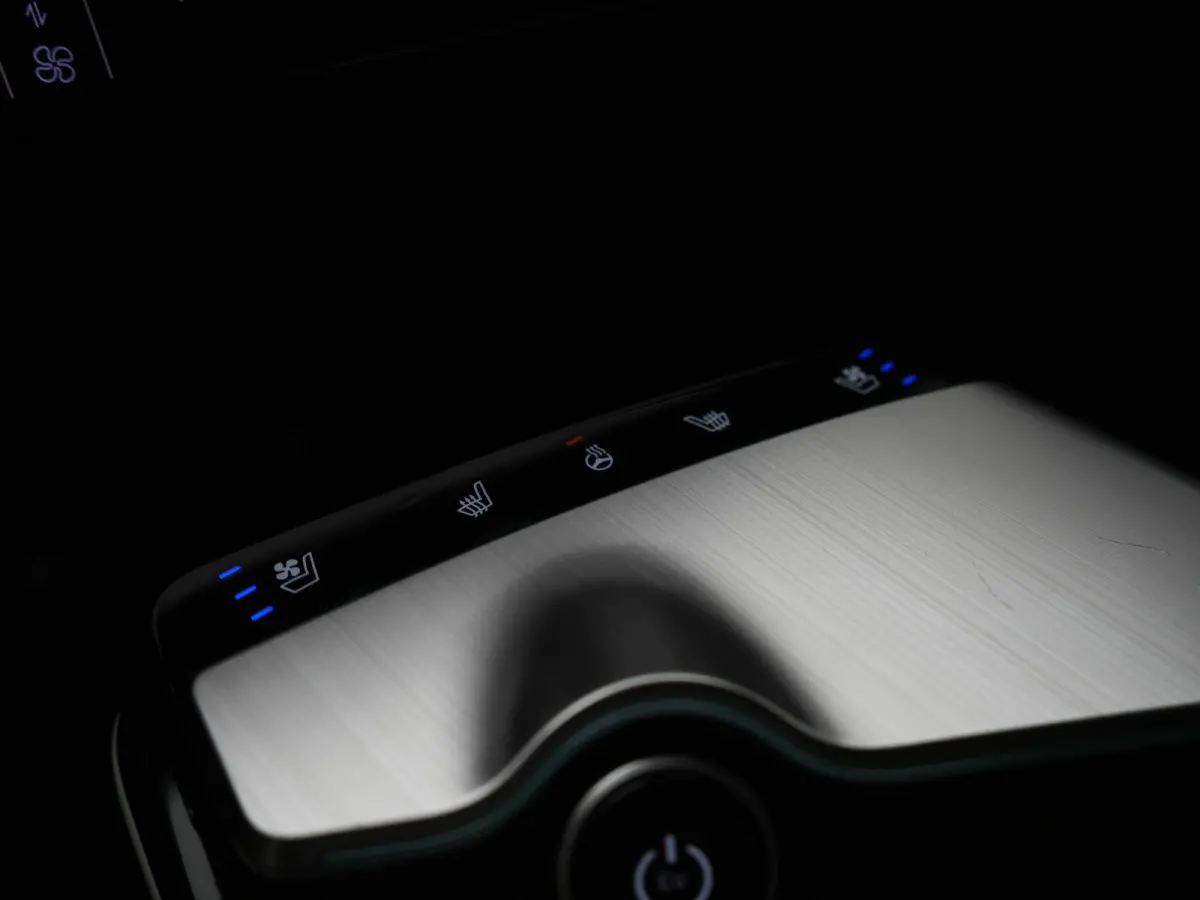 GT-Line AWD 77.4 kWh 325pk Dealer O.H. | Adaptive Cruise | Head Up | 360 Camera | Alcantara Sportstoelen Ventilatie & Memory | Meridian Audio | Keyless | Blis | Apple Carplay | Stoelen & Stu