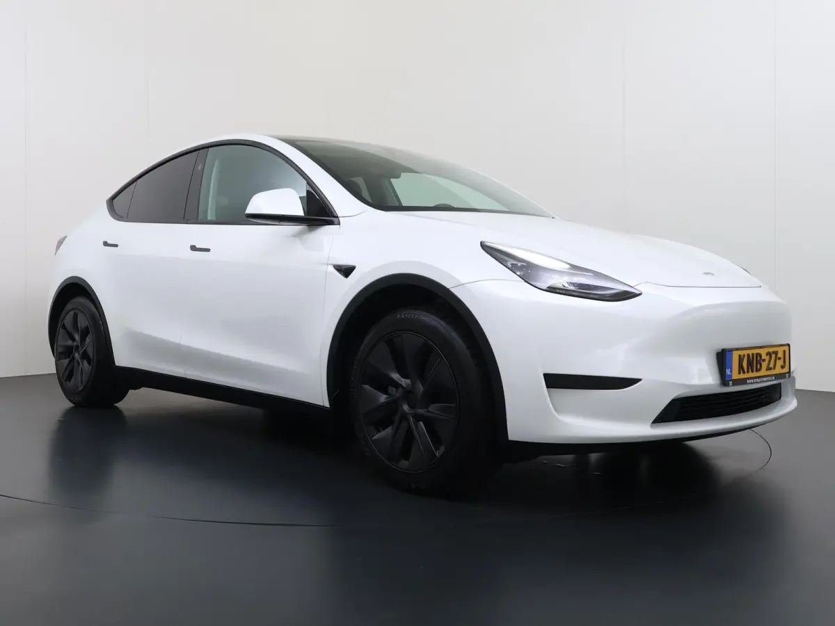 Long Range RWD 75 kWh LONG RANGE FSD! | FULL SELF DRIVE OP DE AUTO (UNIEK, GEEN ABONNEMENT MAAR GEKOCHT )|