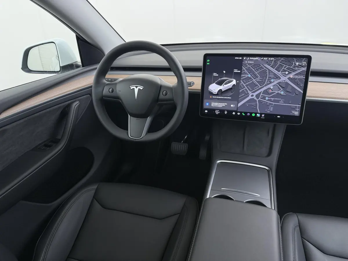 Long Range RWD 75 kWh LONG RANGE FSD! | FULL SELF DRIVE OP DE AUTO (UNIEK, GEEN ABONNEMENT MAAR GEKOCHT )|