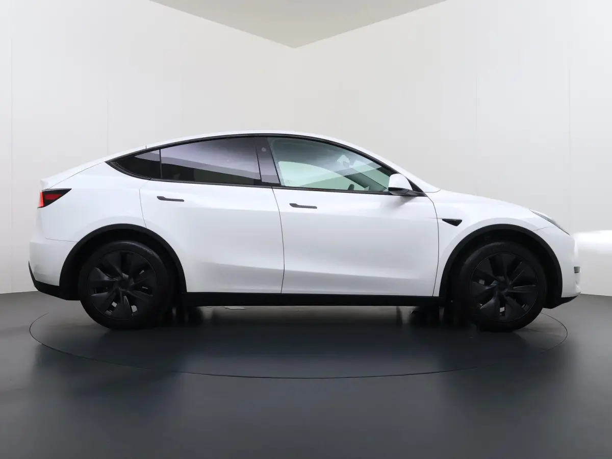 Long Range RWD 75 kWh LONG RANGE FSD! | FULL SELF DRIVE OP DE AUTO (UNIEK, GEEN ABONNEMENT MAAR GEKOCHT )|