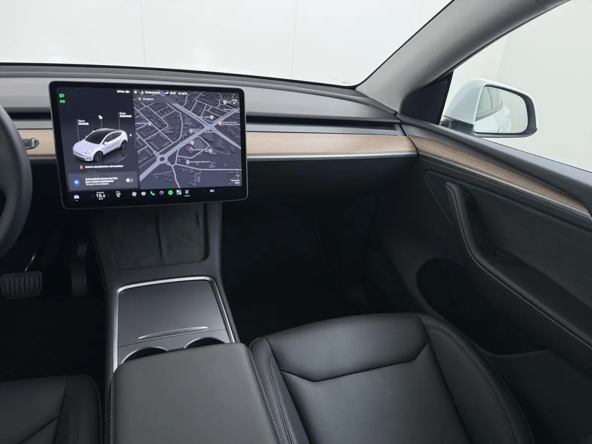 Long Range RWD 75 kWh LONG RANGE FSD! | FULL SELF DRIVE OP DE AUTO (UNIEK, GEEN ABONNEMENT MAAR GEKOCHT )|