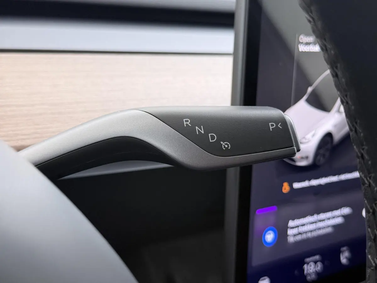 Long Range RWD 75 kWh LONG RANGE FSD! | FULL SELF DRIVE OP DE AUTO (UNIEK, GEEN ABONNEMENT MAAR GEKOCHT )|