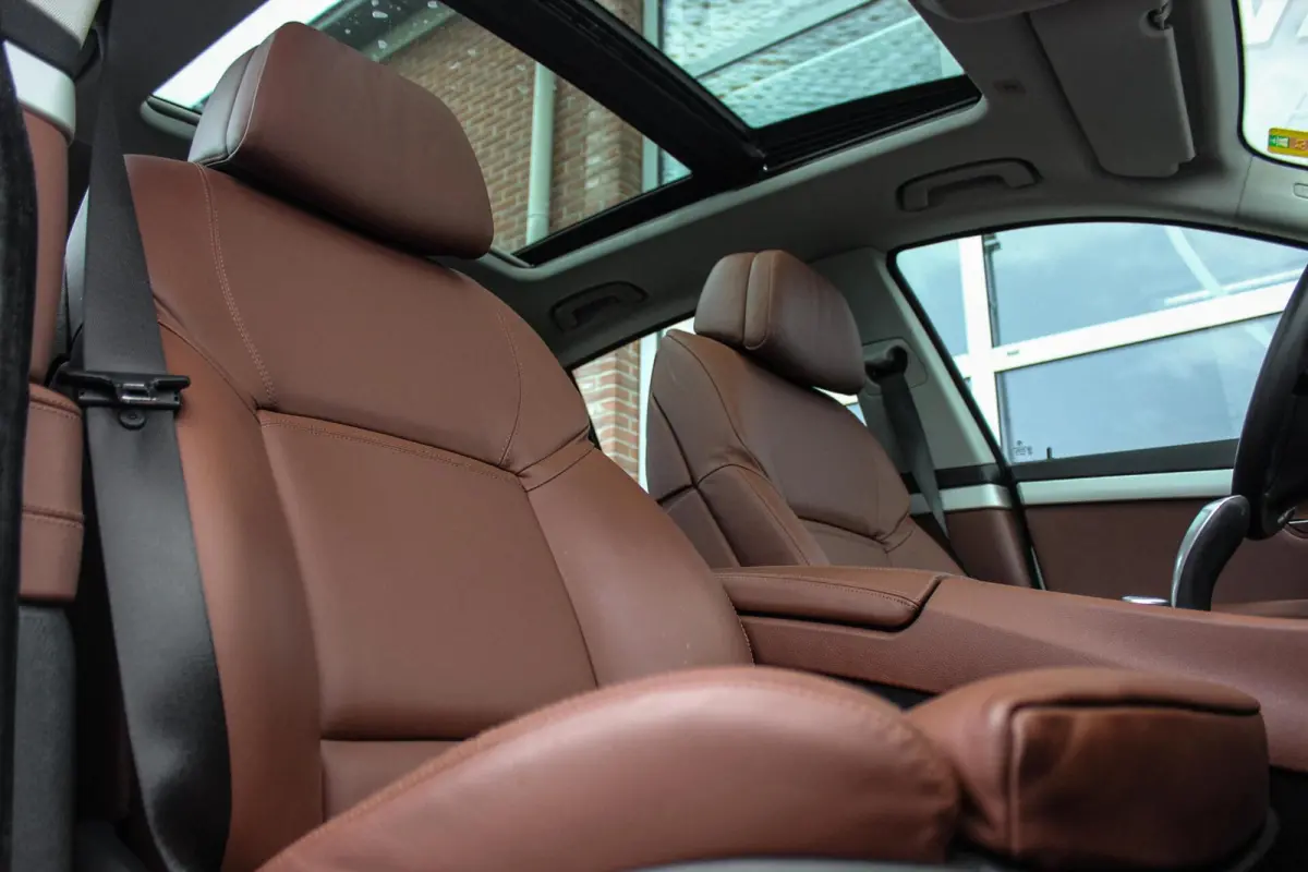 535i High Executive | 2e eigenaar | Camera | Panoramadak | Head-up | Dodehoek detectie | HiFi audio | Rear Entertainment | Night Vision | DAB | Trekhaak