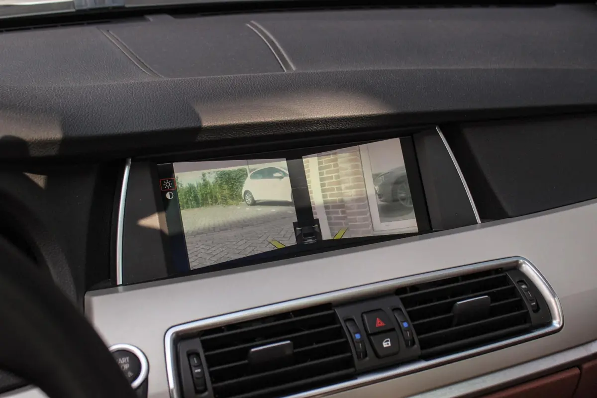 535i High Executive | 2e eigenaar | Camera | Panoramadak | Head-up | Dodehoek detectie | HiFi audio | Rear Entertainment | Night Vision | DAB | Trekhaak