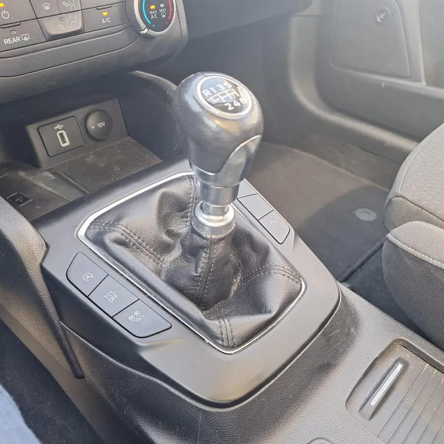 1.5 EcoBlue Trend Edition Business | Pano | Cruise Control | B&O Sound | Apple Carplay/Android Auto | Sensoren Voor+Achter | Navi | Draadloos Opladen |
