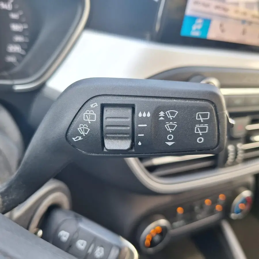 1.5 EcoBlue Trend Edition Business | Pano | Cruise Control | B&O Sound | Apple Carplay/Android Auto | Sensoren Voor+Achter | Navi | Draadloos Opladen |