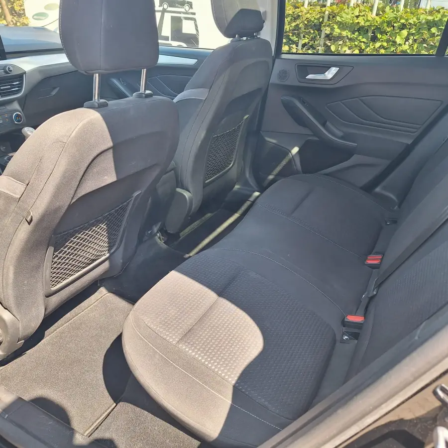 1.5 EcoBlue Trend Edition Business | Pano | Cruise Control | B&O Sound | Apple Carplay/Android Auto | Sensoren Voor+Achter | Navi | Draadloos Opladen |