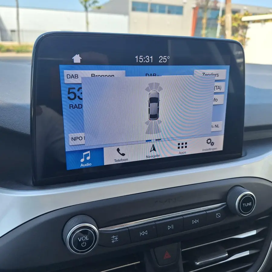 1.5 EcoBlue Trend Edition Business | Pano | Cruise Control | B&O Sound | Apple Carplay/Android Auto | Sensoren Voor+Achter | Navi | Draadloos Opladen |