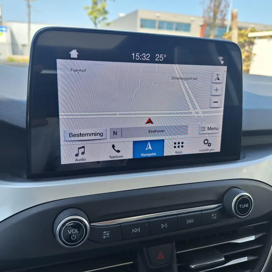 1.5 EcoBlue Trend Edition Business | Pano | Cruise Control | B&O Sound | Apple Carplay/Android Auto | Sensoren Voor+Achter | Navi | Draadloos Opladen |