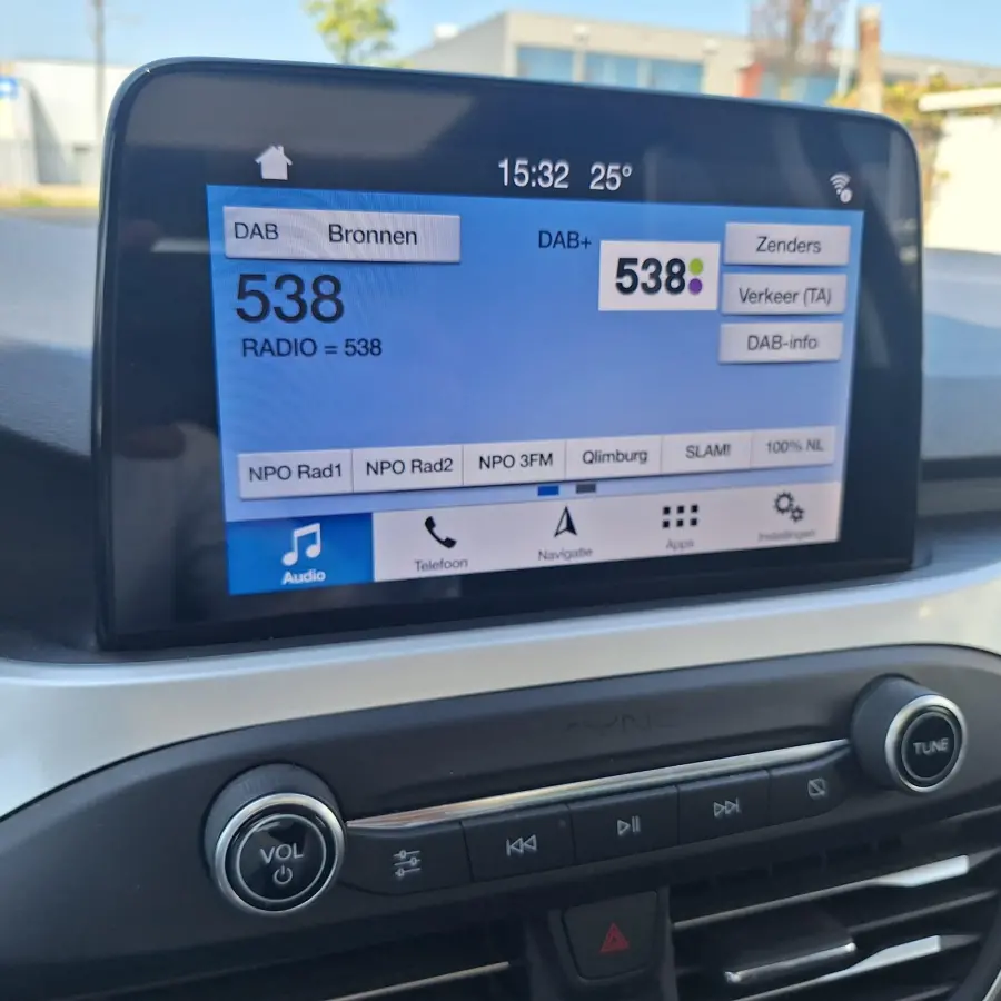 1.5 EcoBlue Trend Edition Business | Pano | Cruise Control | B&O Sound | Apple Carplay/Android Auto | Sensoren Voor+Achter | Navi | Draadloos Opladen |