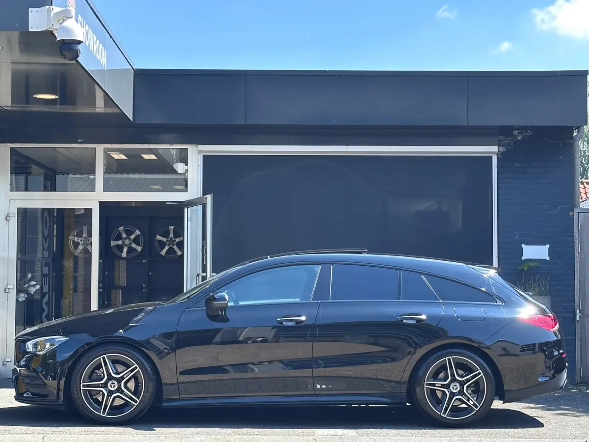 200 AMG Line VAN 29.995 NAAR NU 28.995 INCL 12 MND GARANTIE / ACC / PANO / HEAD-UP / LANE