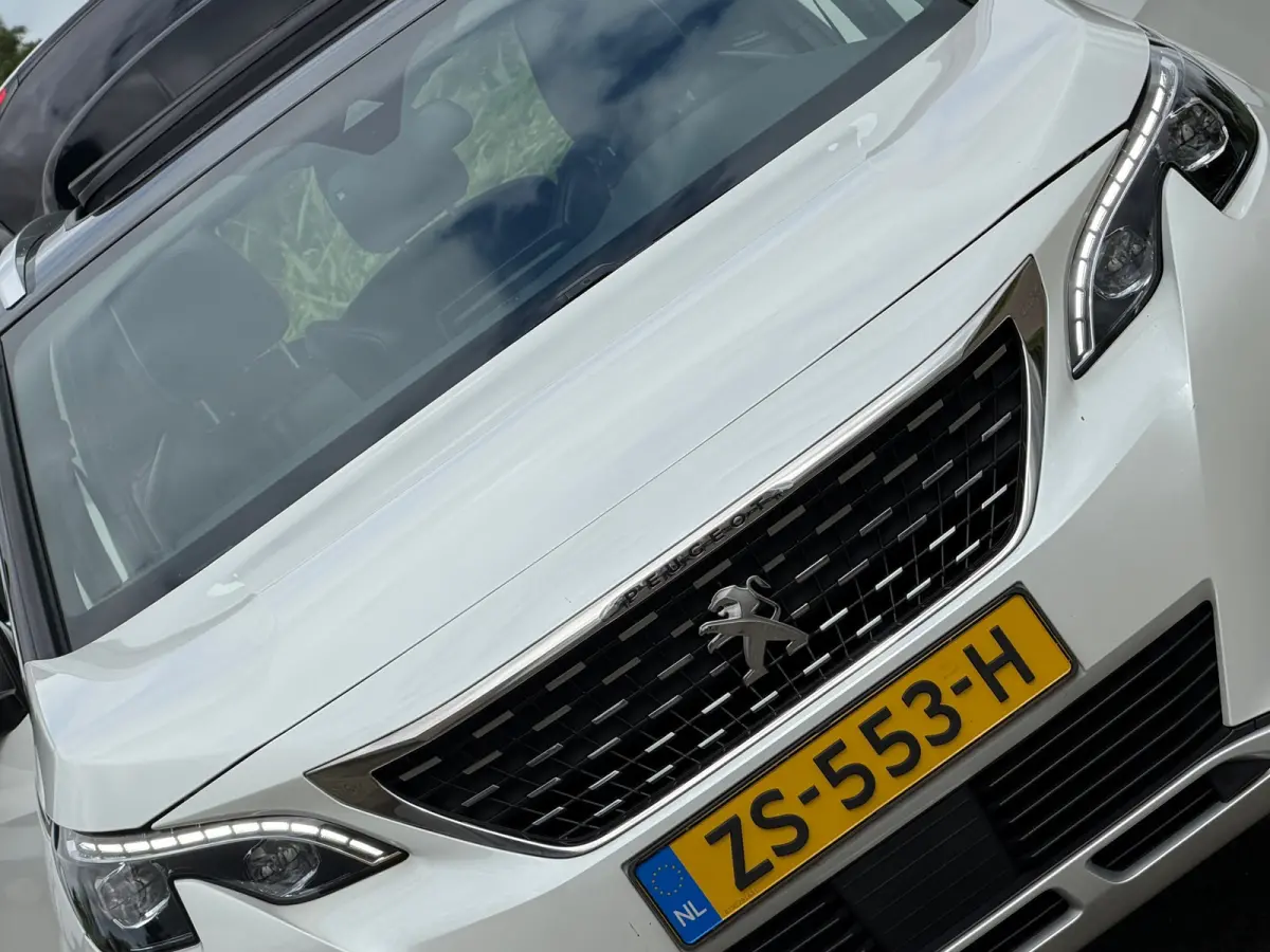 1.2 PureTech 130pk GT-Line - Blanc Nacré - Leder/Panorama schuifdak/7 pers - Topstaat