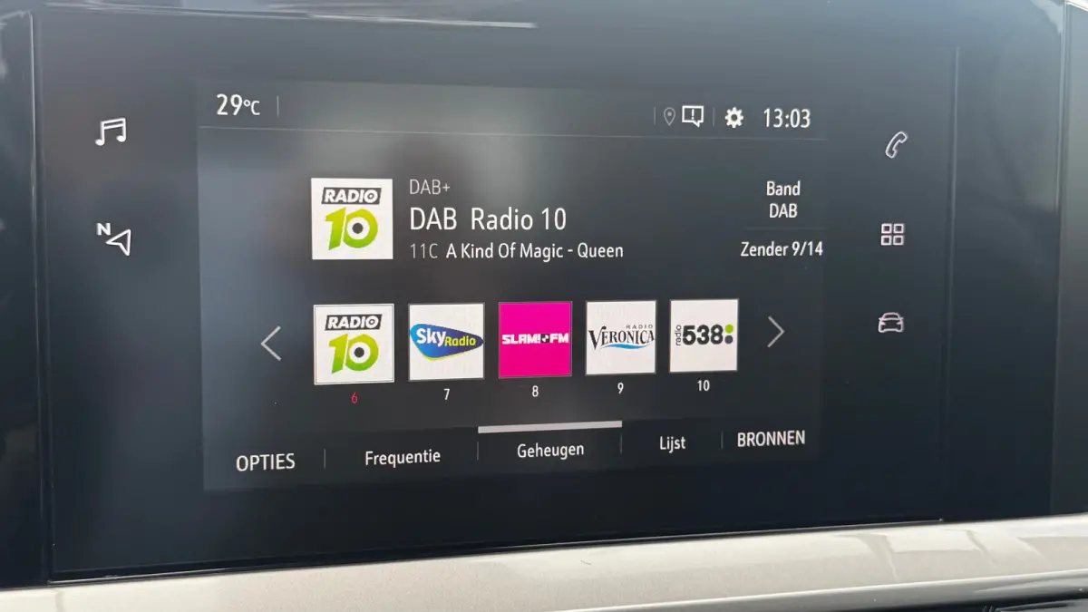 1.2 TURBO 100PK LEVEL 2 EDITION / NAVI / AIRCO / LED / PDC / 16" LMV / BLUETOOTH / CRUISECONTROL !!