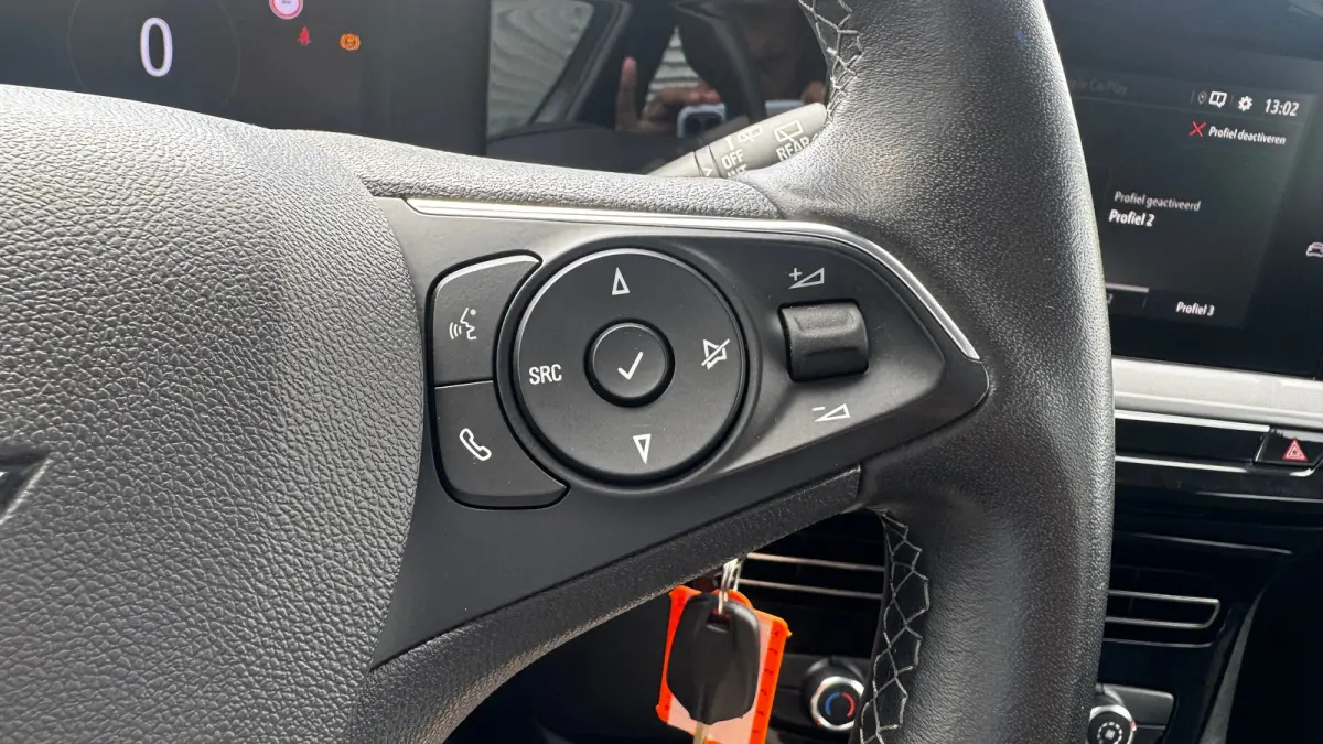 1.2 TURBO 100PK LEVEL 2 EDITION / NAVI / AIRCO / LED / PDC / 16" LMV / BLUETOOTH / CRUISECONTROL !!