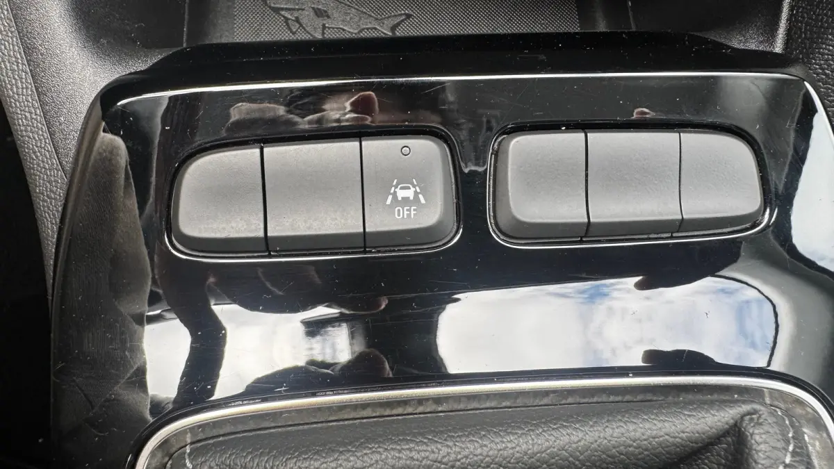1.2 TURBO 100PK LEVEL 2 EDITION / NAVI / AIRCO / LED / PDC / 16" LMV / BLUETOOTH / CRUISECONTROL !!