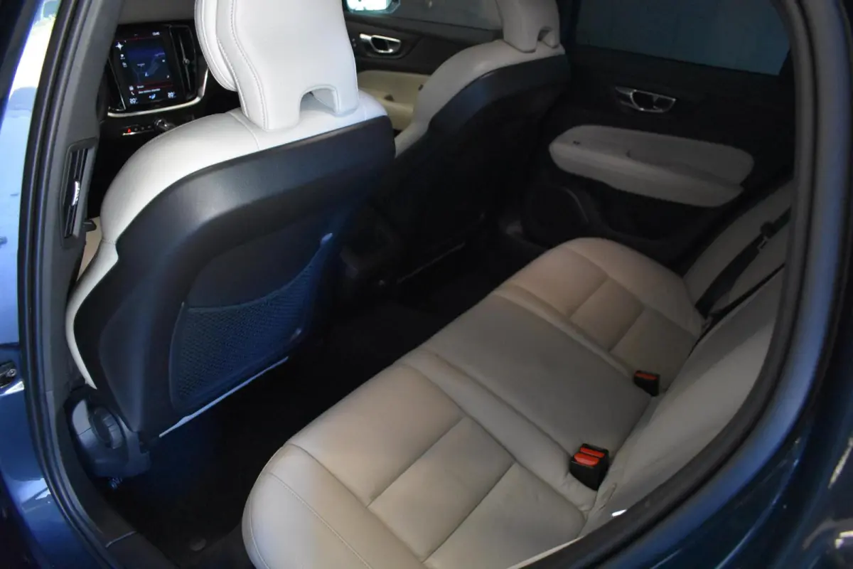 2.0 T4 | Leder | Carplay | Trekhaak | Climate Control |
