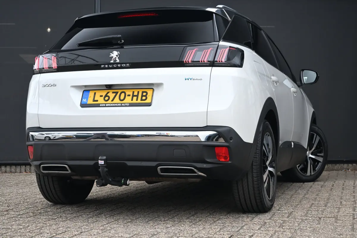 1.6 HYbrid 225 GT | Afn. Trekhaak | Navigatie | Alcantara | Achteruitrijcamera | Climate Control | !!