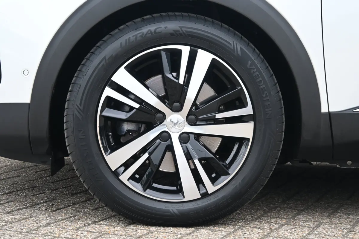1.6 HYbrid 225 GT | Afn. Trekhaak | Navigatie | Alcantara | Achteruitrijcamera | Climate Control | !!