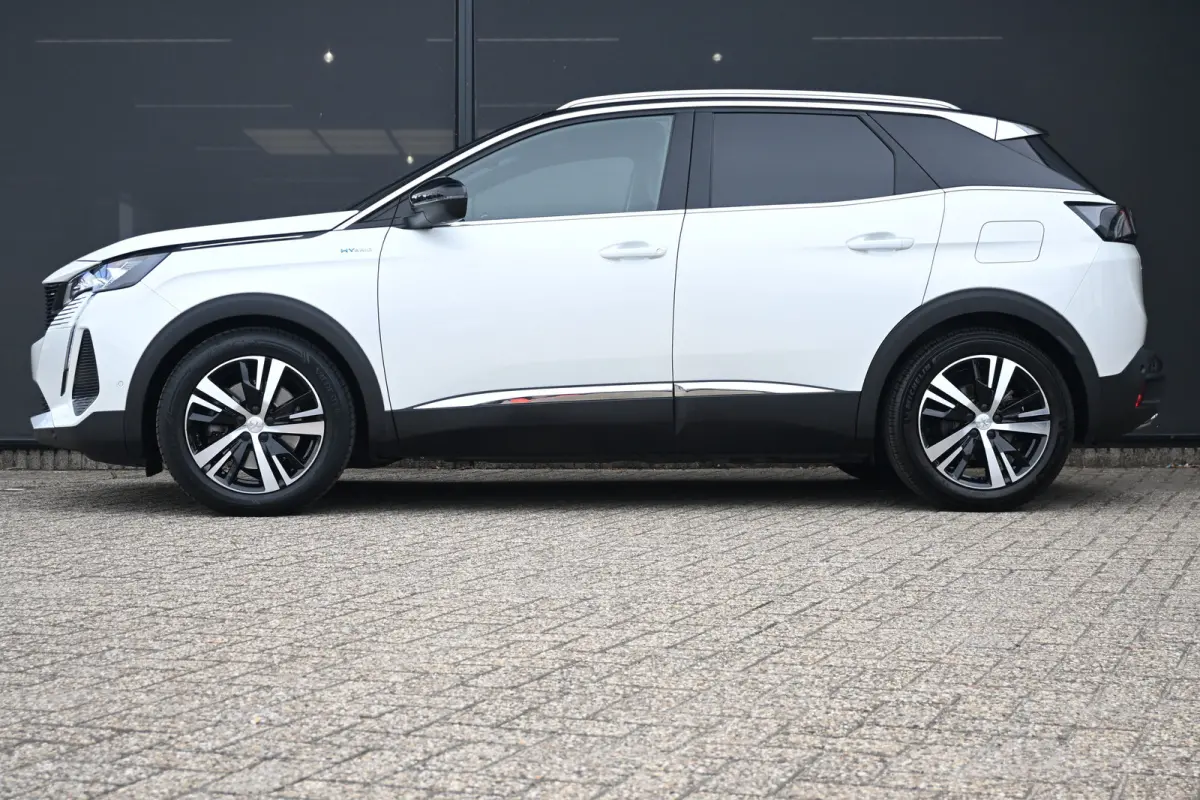 1.6 HYbrid 225 GT | Afn. Trekhaak | Navigatie | Alcantara | Achteruitrijcamera | Climate Control | !!