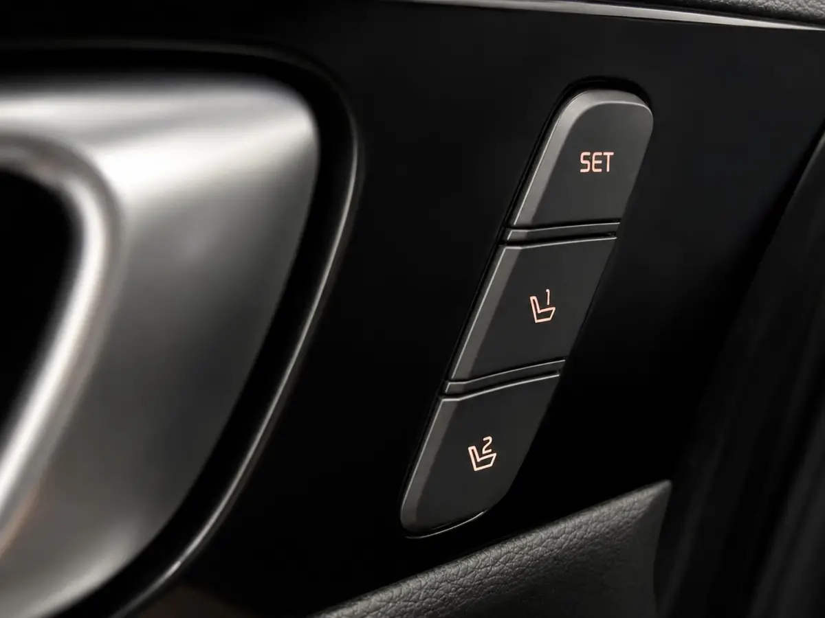 1.0 T-GDi GT-Line Panoramadak Navigatie Apple Carplay Android Auto Camera Parkeerhulp achter Adaptive Cruise Control Stoel- en stuurverwarming Stoelventilatie Dodehoekassistent Climate Contr