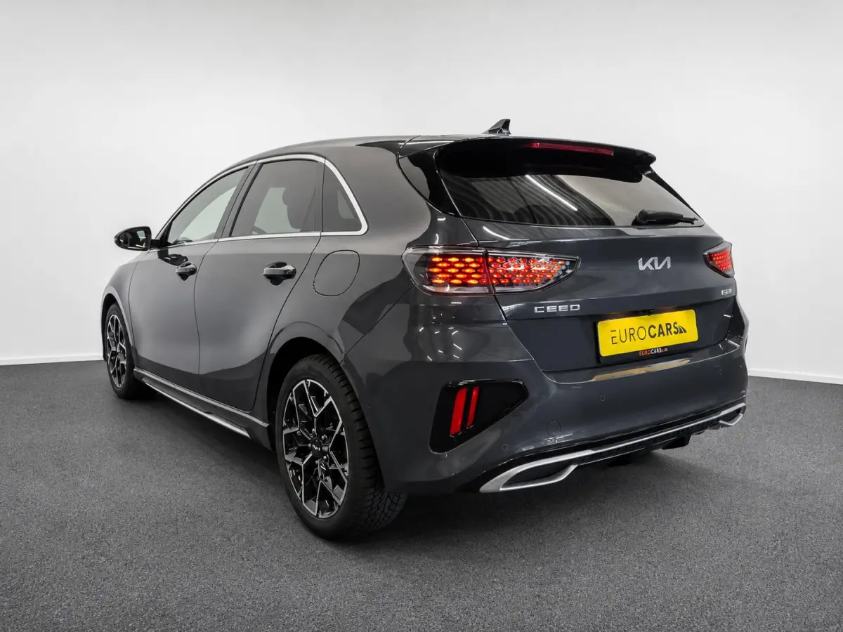 1.0 T-GDi GT-Line Panoramadak Navigatie Apple Carplay Android Auto Camera Parkeerhulp achter Adaptive Cruise Control Stoel- en stuurverwarming Stoelventilatie Dodehoekassistent Climate Contr