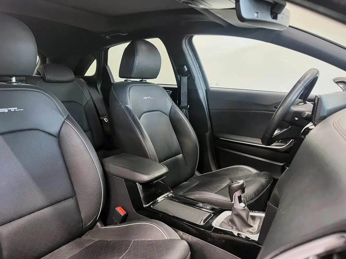 1.0 T-GDi GT-Line Panoramadak Navigatie Apple Carplay Android Auto Camera Parkeerhulp achter Adaptive Cruise Control Stoel- en stuurverwarming Stoelventilatie Dodehoekassistent Climate Contr