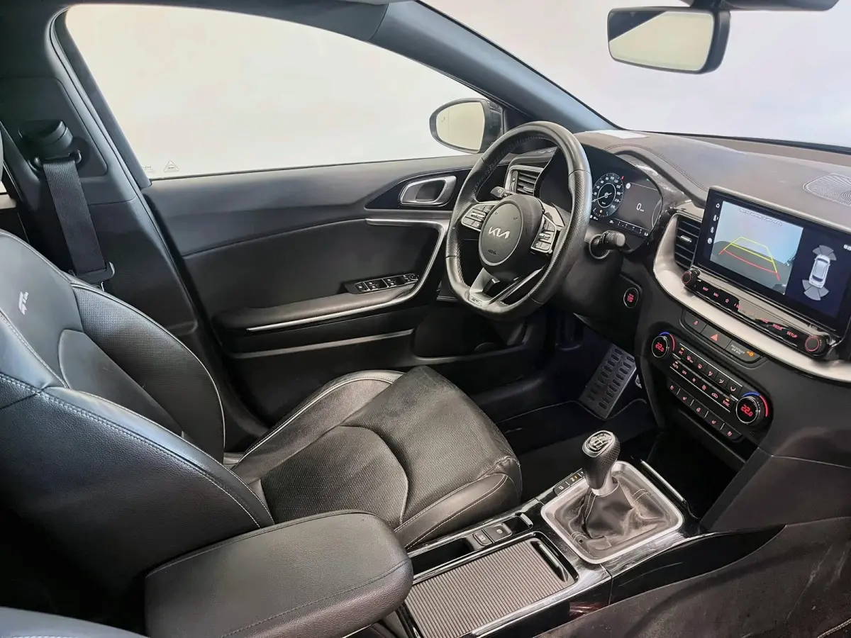 1.0 T-GDi GT-Line Panoramadak Navigatie Apple Carplay Android Auto Camera Parkeerhulp achter Adaptive Cruise Control Stoel- en stuurverwarming Stoelventilatie Dodehoekassistent Climate Contr